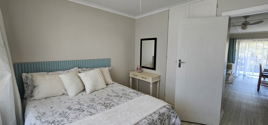 6 Bedroom Property for Sale in Gonubie Eastern Cape